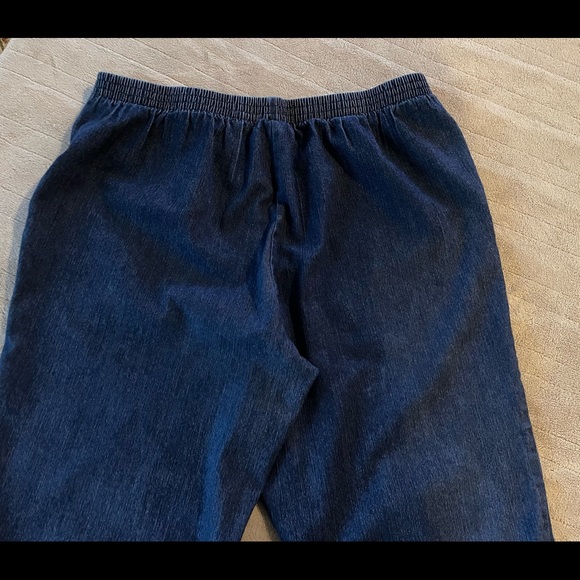 Jeans - Picture 5 of 5